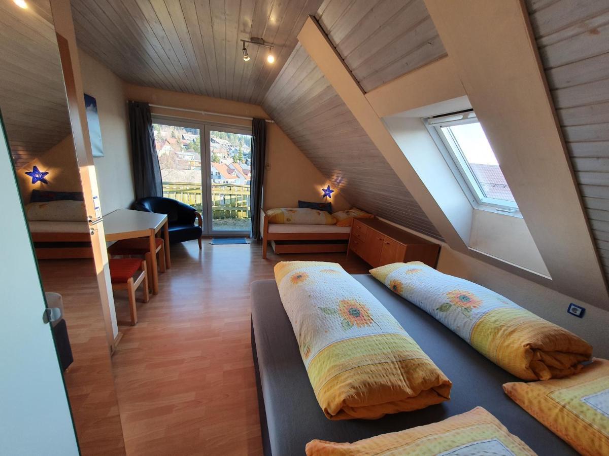 Sonnengelb Im Herzen Des Schwarzwaldes Ferienhaus Schönwalde